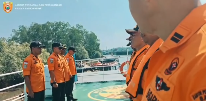 BASARNAS BALIKPAPAN KERAHKAN KN SAR WISANGGENI DUKUNG OPERASI PENCARIAN KAPAL VIRGO TRANSPORT 8
